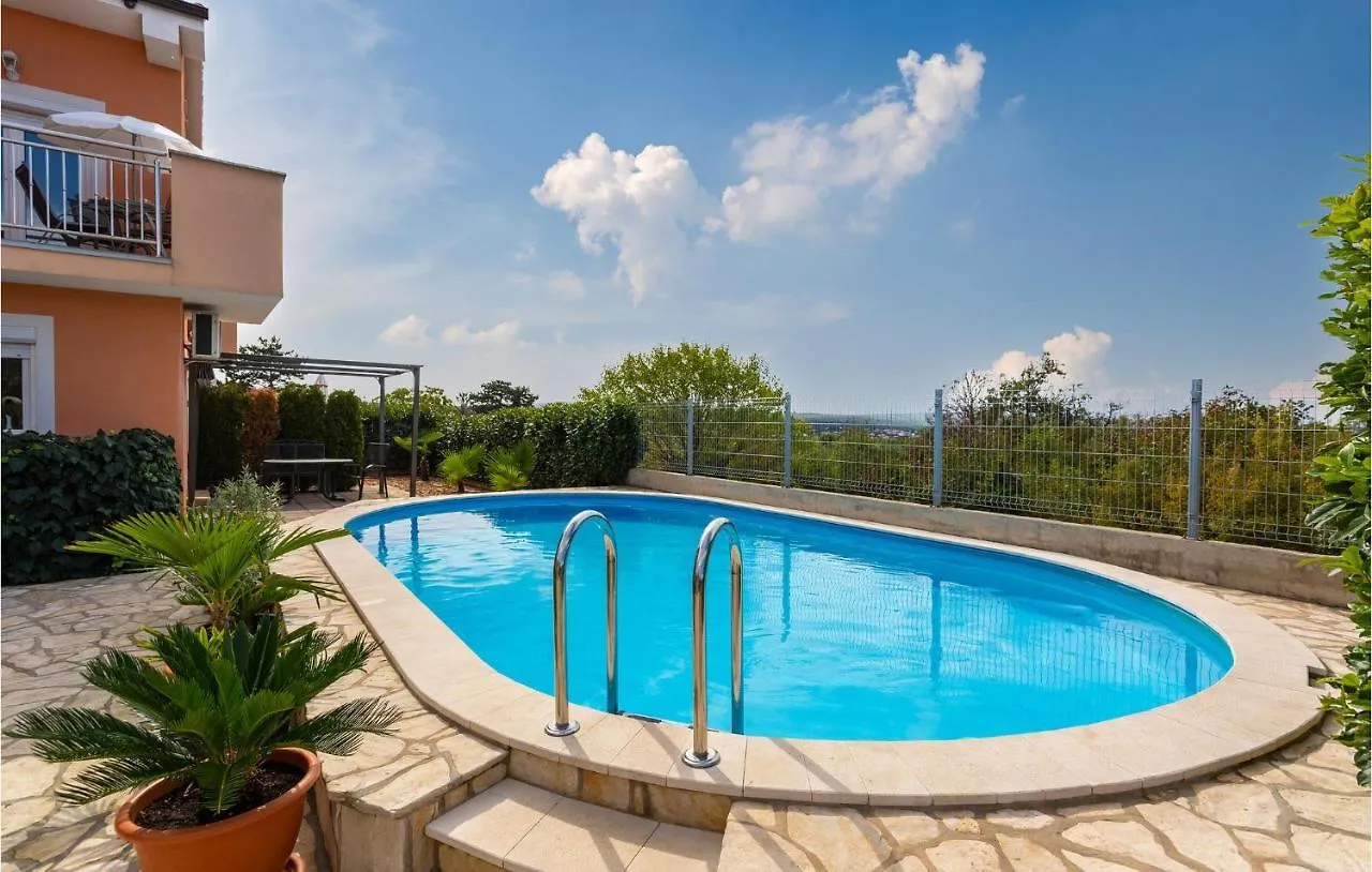 Nice Apartment In Sveti Vid-Miholjice With Wifi 0*,